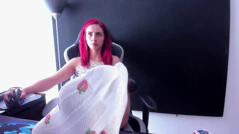 Agata Collinss online show from March 19, 8:35 pm