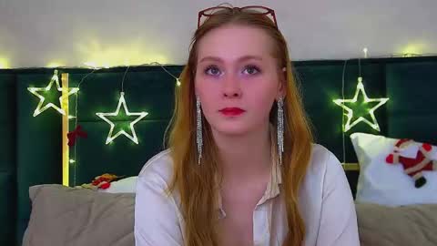 AgataFoxley online show from December 4, 6:27 pm