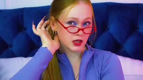 Snapshot of agatafoxley chatting on June 5, 6:20 am AgataFoxley online show from June 5, 6:20 am