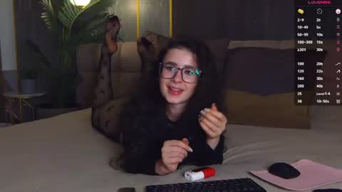 Snapshot of agatamercer chatting on June 11, 12:32 am Agata online show from June 11, 12:32 am