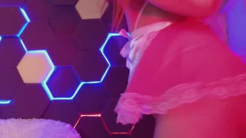 Snapshot of agatamoonlight chatting on January 11, 5:10 am Agata online show from January 11, 5:10 am