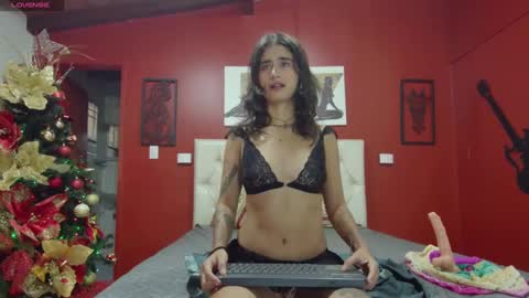 agata  online show from December 10, 12:49 pm