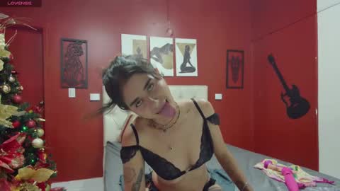 agata  online show from December 10, 3:55 pm