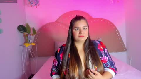 Snapshot of agatha_bloomm chatting on November 11, 7:58 pm Agatha online show from November 11, 7:58 pm