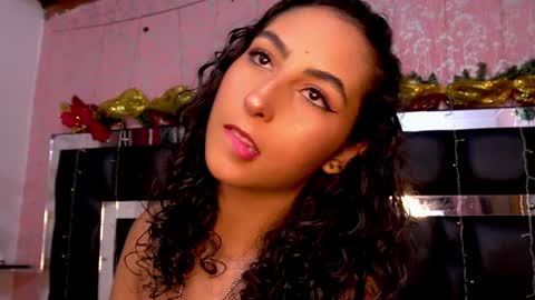Snapshot of agatha_collinss chatting on December 28, 7:11 pm Val inst agatha clls online show from December 28, 7:11 pm