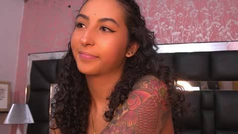Snapshot of agatha_collinss chatting on January 21, 7:17 pm Val inst agatha clls online show from January 21, 7:17 pm