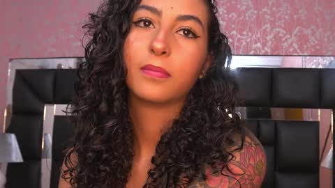 Snapshot of agatha_collinss chatting on January 24, 7:18 pm Val inst agatha clls online show from January 24, 7:18 pm