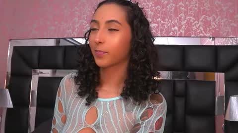 Snapshot of agatha_collinss chatting on February 25, 7:14 pm Val inst agatha clls online show from February 25, 7:14 pm