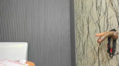 Snapshot of agatha_foxy1 chatting on March 10, 9:31 pm NATASHA online show from March 10, 9:31 pm