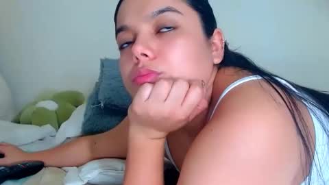 Snapshot of agatha_frank04 chatting on May 16, 12:40 am Agatha online show from May 16, 12:40 am