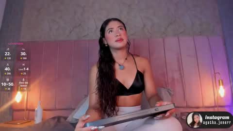 agatha_jener online show from February 11, 11:37 am