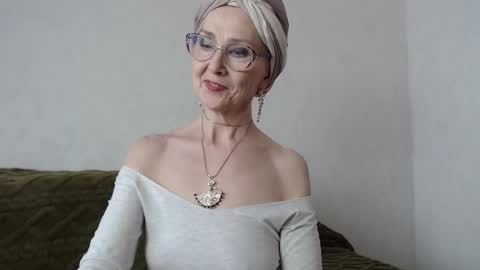 Agatha online show from February 26, 6:58 am