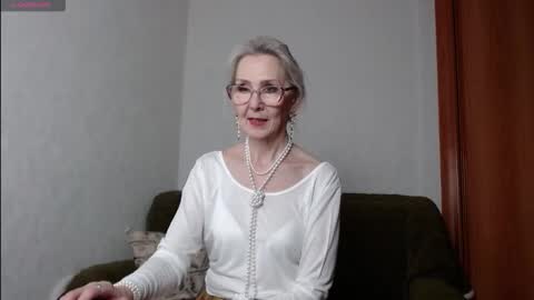 Agatha online show from December 17, 2:56 pm