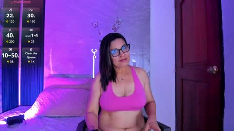 Snapshot of agatha_pleasure chatting on April 11, 11:58 am agatha_pleasure online show from April 11, 11:58 am