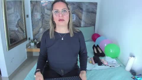 Snapshot of agatha_pleasure chatting on June 12, 12:04 pm agatha_pleasure online show from June 12, 12:04 pm