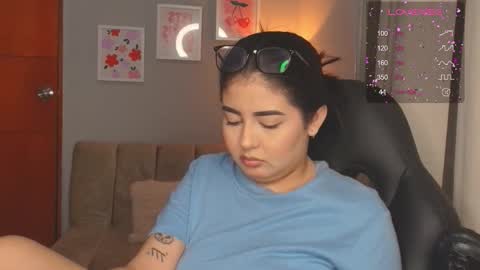 Snapshot of agatha_riccie chatting on February 23, 4:54 am Cat online show from February 23, 4:54 am