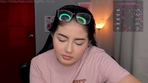 Snapshot of agatha_riccie chatting on March 16, 3:23 am Cat online show from March 16, 3:23 am