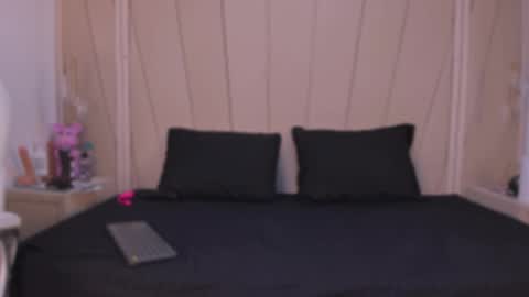 Agatha Steel online show from November 24, 7:35 pm