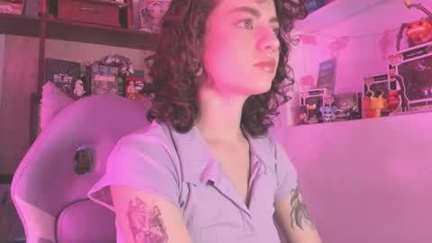 Camila     2 online show from December 23, 5:17 am