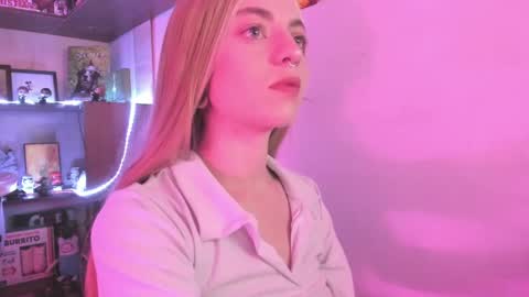 Camila     2 online show from January 14, 10:23 pm