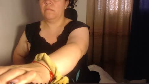 Snapshot of agathaaaa chatting on June 18, 12:42 pm online show from June 18, 12:42 pm