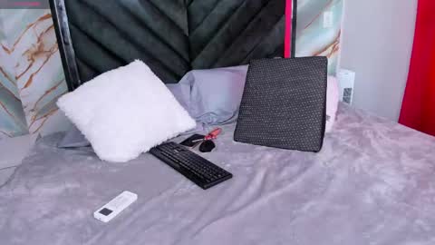 Snapshot of agathabelmont chatting on June 4, 8:26 pm Agatha online show from June 4, 8:26 pm