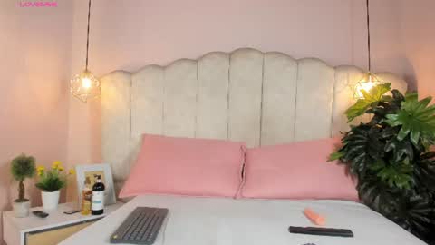 Agatha Blackwood  online show from June 24, 11:42 am