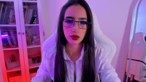Snapshot of agathablair4 chatting on May 21, 11:50 am agathablair4 online show from May 21, 11:50 am