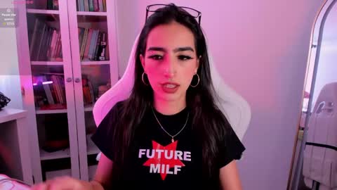 Snapshot of agathablair4 chatting on May 23, 7:29 pm agathablair4 online show from May 23, 7:29 pm