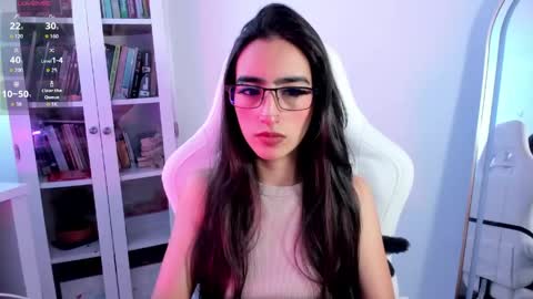 Snapshot of agathablair4 chatting on May 24, 5:51 pm agathablair4 online show from May 24, 5:51 pm