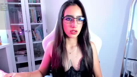 Snapshot of agathablair4 chatting on May 31, 12:45 pm agathablair4 online show from May 31, 12:45 pm