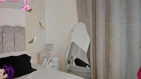 Agatha Owens online show from March 6, 7:03 am