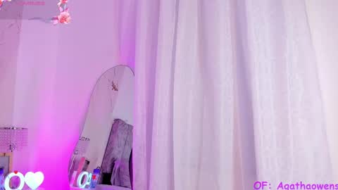 Agatha Owens online show from September 14, 1:27 am