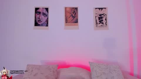 Snapshot of agathauwuart chatting on November 12, 9:42 am Agatha online show from November 12, 9:42 am