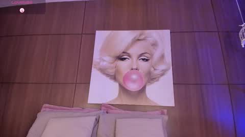    online show from October 12, 11:26 pm