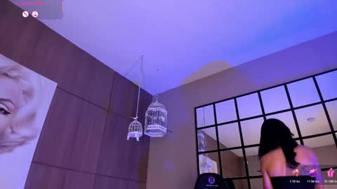 Snapshot of agattaduque chatting on February 15, 11:45 pm online show from February 15, 11:45 pm