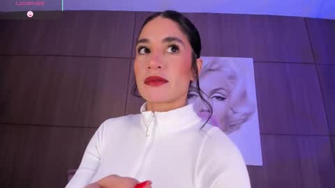 Snapshot of agattaduque chatting on March 9, 12:36 am online show from March 9, 12:36 am