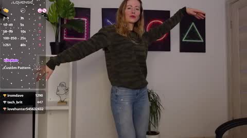 Agelina Lilly Laura online show from February 19, 10:56 am