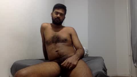 aggaggs online show from September 21, 12:45 am