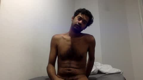 aggaggs online show from June 13, 2:09 am