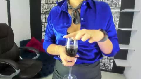 Aghata Moon online show from January 18, 11:00 pm