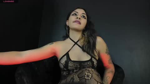 agnes_jones online show from February 27, 9:36 pm