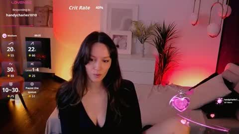 Snapshot of agnes_sky chatting on October 2, 8:32 am Agnes online show from October 2, 8:32 am