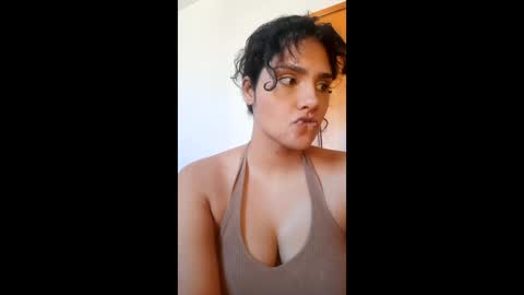 Snapshot of agnesethereal chatting on February 15, 12:25 pm agnesethereal online show from February 15, 12:25 pm