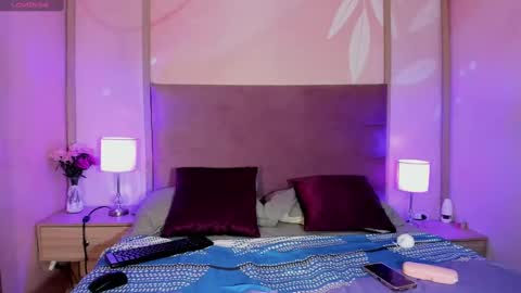 agnesrocuzzo online show from October 9, 3:15 am