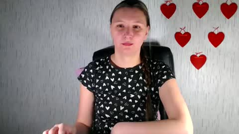 Snapshot of agnete_ chatting on December 17, 3:28 am encyclopedia of naughty online show from December 17, 3:28 am