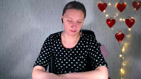 Snapshot of agnete_ chatting on February 13, 2:56 am encyclopedia of naughty online show from February 13, 2:56 am