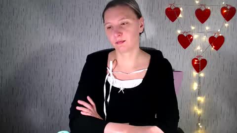 Snapshot of agnete_ chatting on February 15, 3:42 am encyclopedia of naughty online show from February 15, 3:42 am