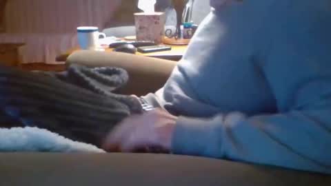 aguynrkfrd online show from December 2, 10:20 am