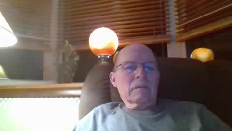 Snapshot of aguynrkfrd chatting on March 19, 9:46 am aguynrkfrd online show from March 19, 9:46 am